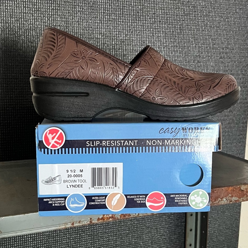 Easy Street Brown Embossed Mules